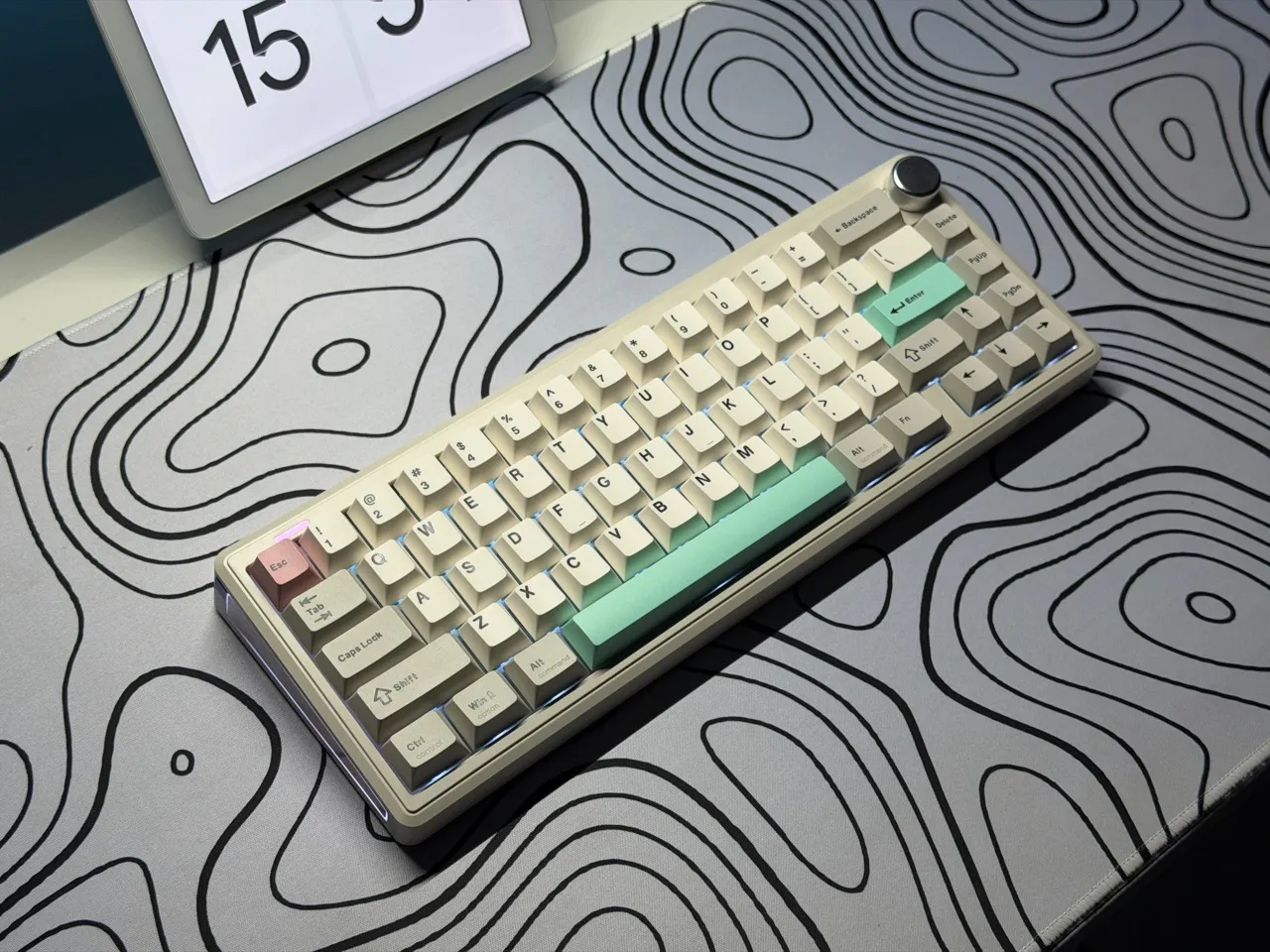 ศึกคีย์บอร์ดเมคานิคัล 75 เปอร์เซ็นต์ Tecware Spectre 75 ปะทะ EPOMAKER TH65