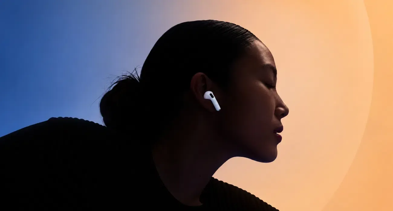 AirPods 5 vs AirPods 4 เลือกหูฟัง Apple รุ่นไหนคุ้มกว่า