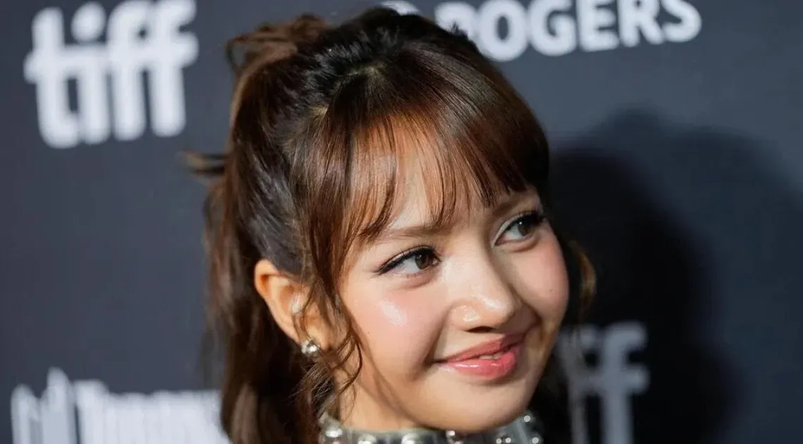 Always Lalisa สารคดีที่เปลือยความจริงชีวิตซูเปอร์สตาร์เคป็อป