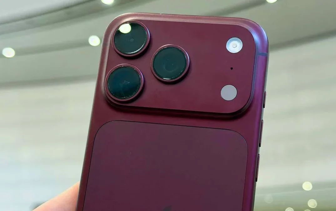 iPhone 18 Pro Max vs Pixel 11 Pro XL สมาร์ทโฟนเรือธงตัวท็อป เลือกอะไรดี