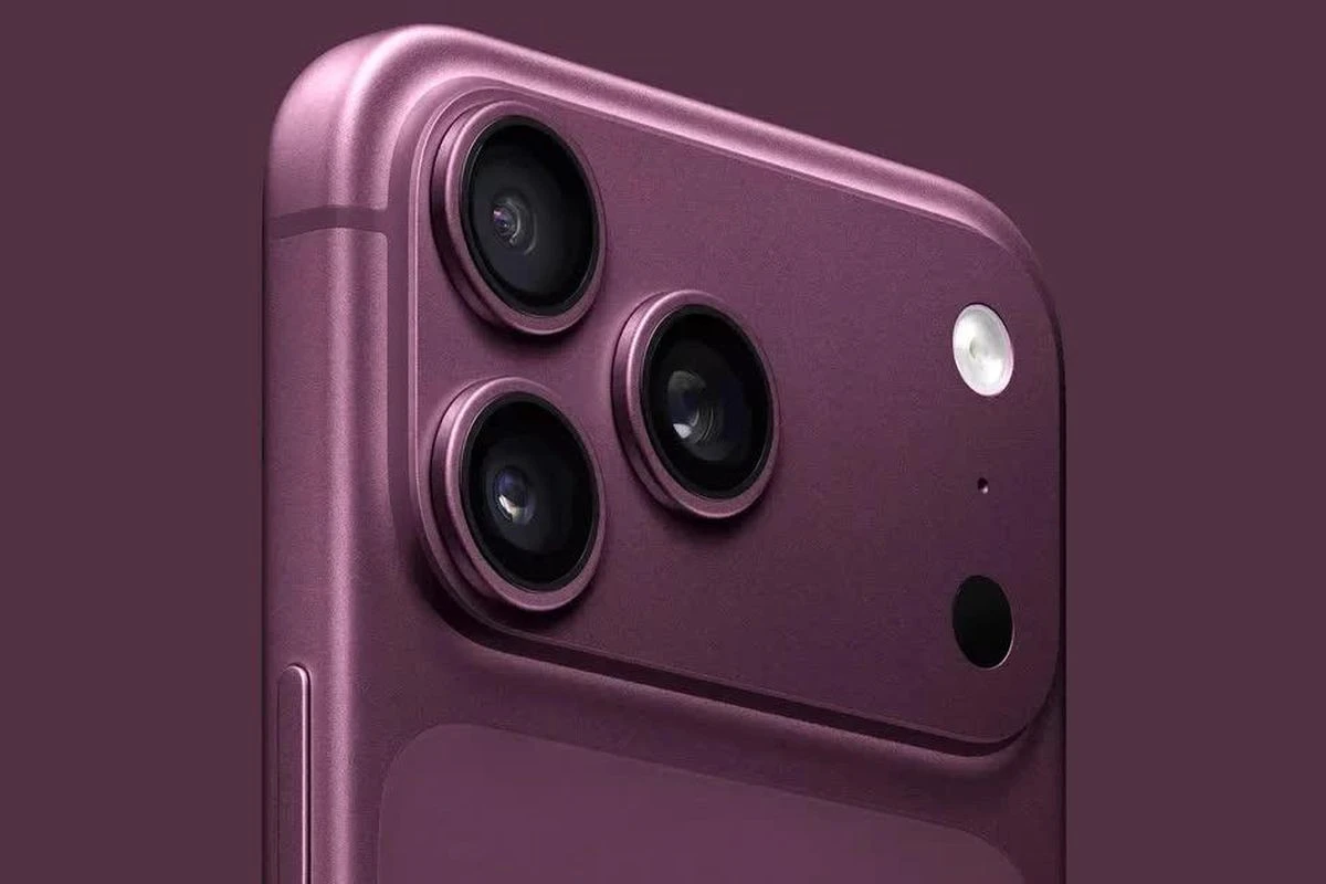 iPhone 18 Pro vs iPhone Duo ศึกเรือธงปกติปะทะจอพับ