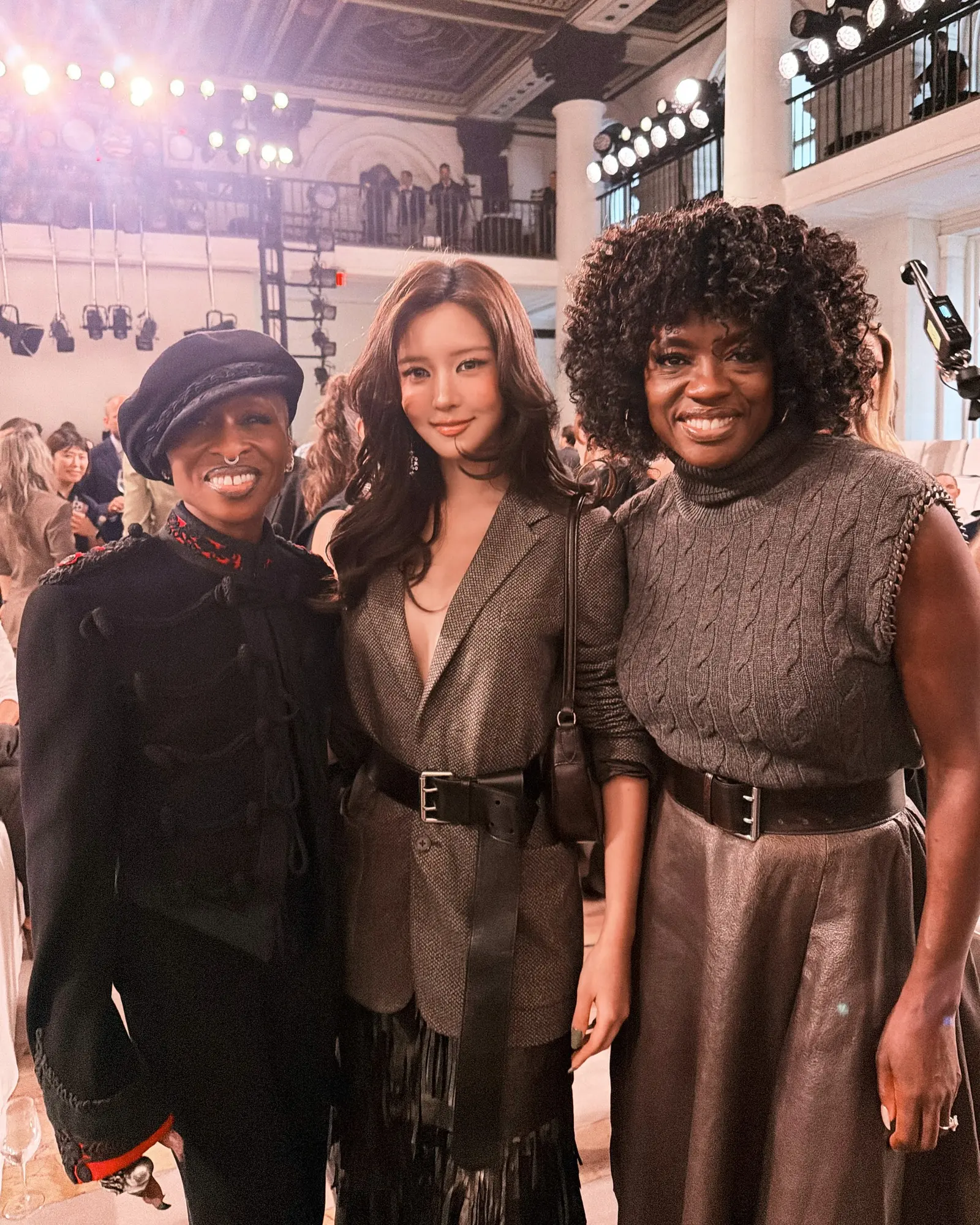 จากรันเวย์ New York Fashion Week ถึงสตรีท: เมื่อเซเลบคือคนกำหนดโมเมนต์แฟชั่น