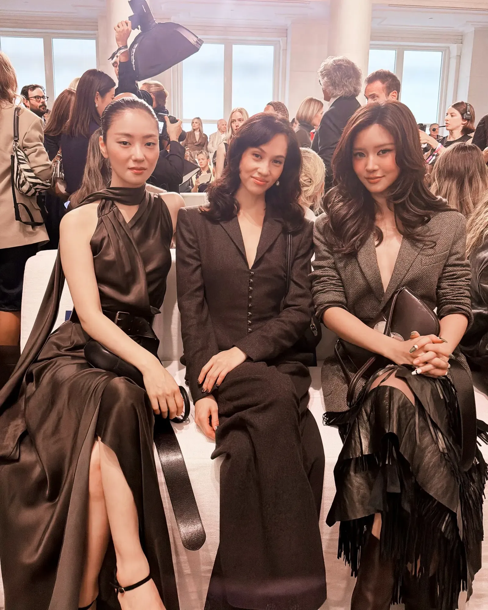 จากรันเวย์ New York Fashion Week ถึงสตรีท: เมื่อเซเลบคือคนกำหนดโมเมนต์แฟชั่น