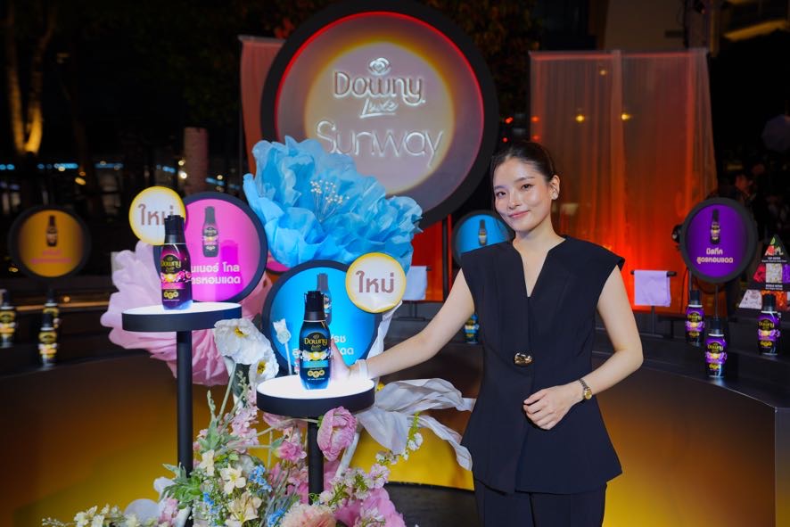 ดาวน์นี่ ลักซ์ รันเวย์ ริมเจ้าพระยา พลิกแฟชั่นโชว์เป็นเวที Soft Power