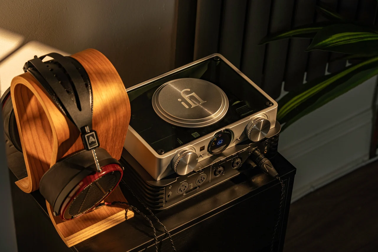iFi iCAN PHANTOM 1.5 แอมพลิฟายเออร์หูฟังระดับสุดทาง
