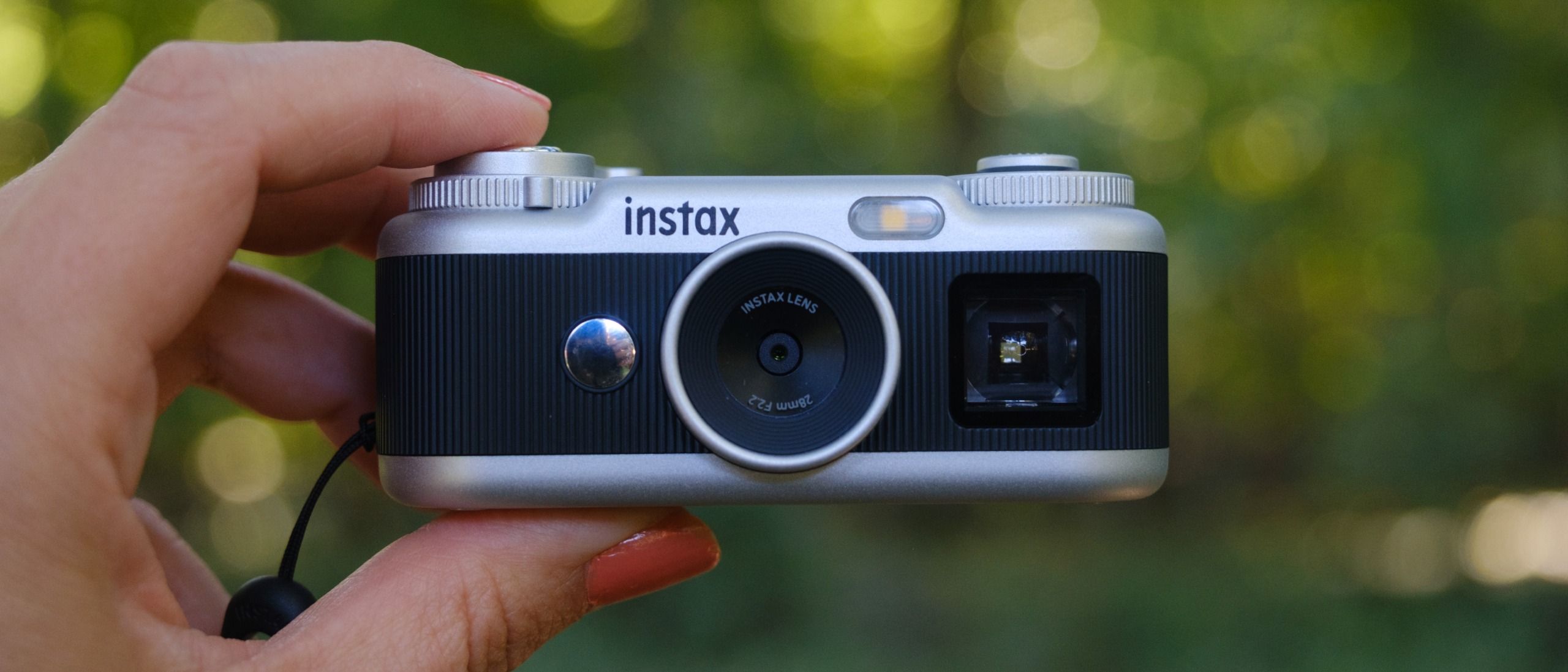 กระแสกล้องจิ๋วย้อนยุคและเครื่องพิมพ์ Instax ทำไมคนกลับมาหลงรักฟิล์มทันที