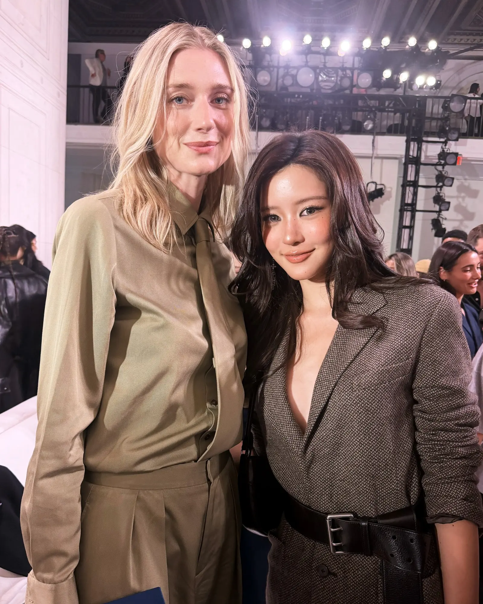 จากรันเวย์ New York Fashion Week ถึงสตรีท: เมื่อเซเลบคือคนกำหนดโมเมนต์แฟชั่น
