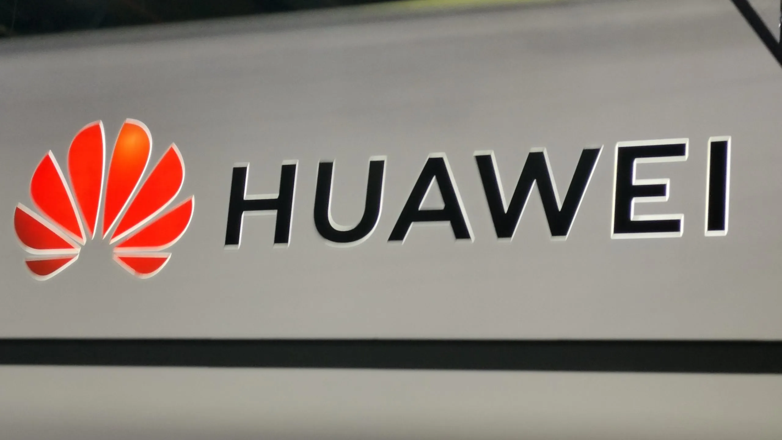 ศึกคดีอาญา Huawei ในสหรัฐ จุดเปลี่ยนสงครามเทคโนโลยีสหรัฐ–จีน