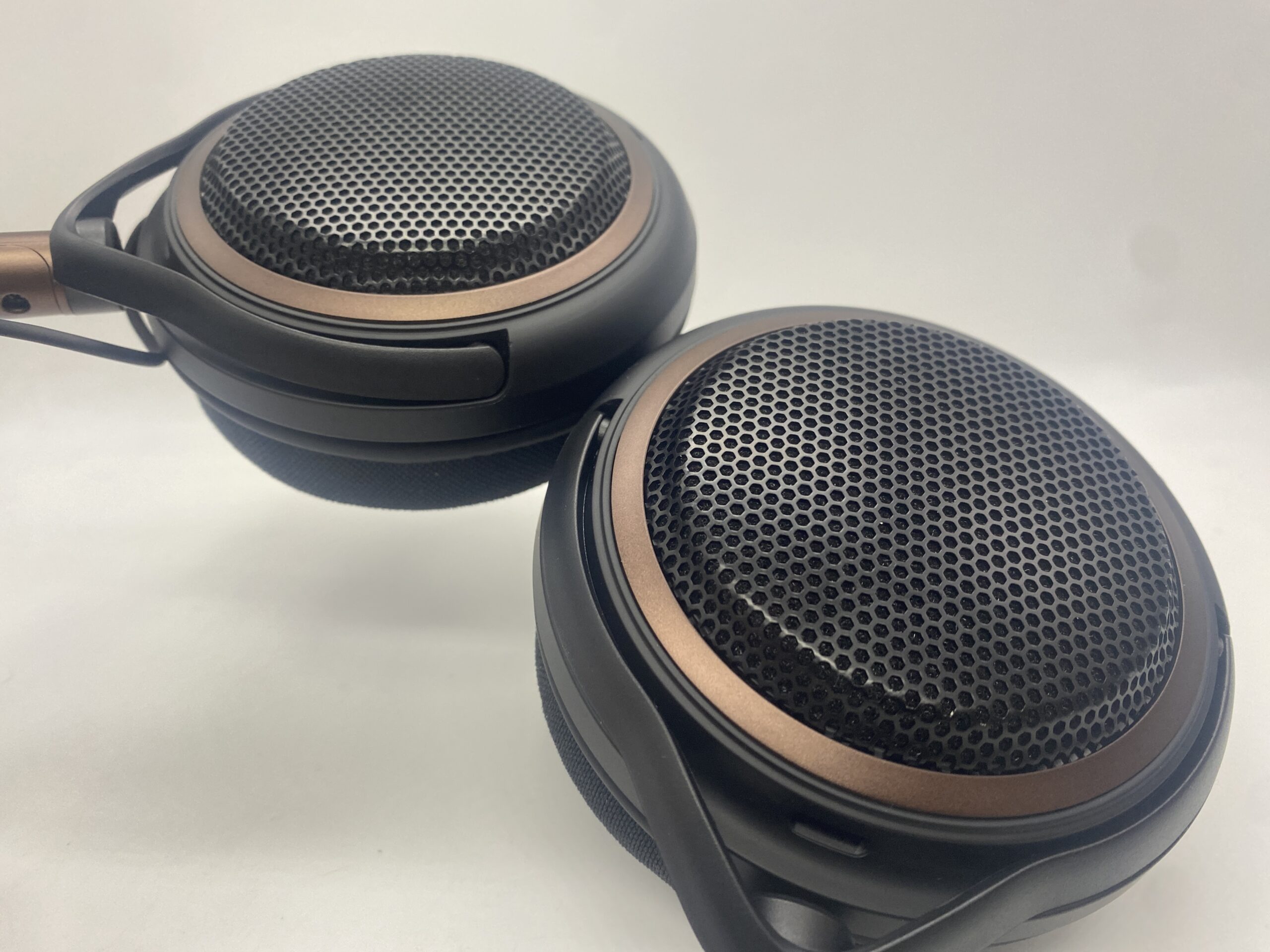 รีวิว Audio-Technica ATH-AL5NC หูฟังไร้สาย open-back สำหรับออดิโอไฟล์สายพกพา