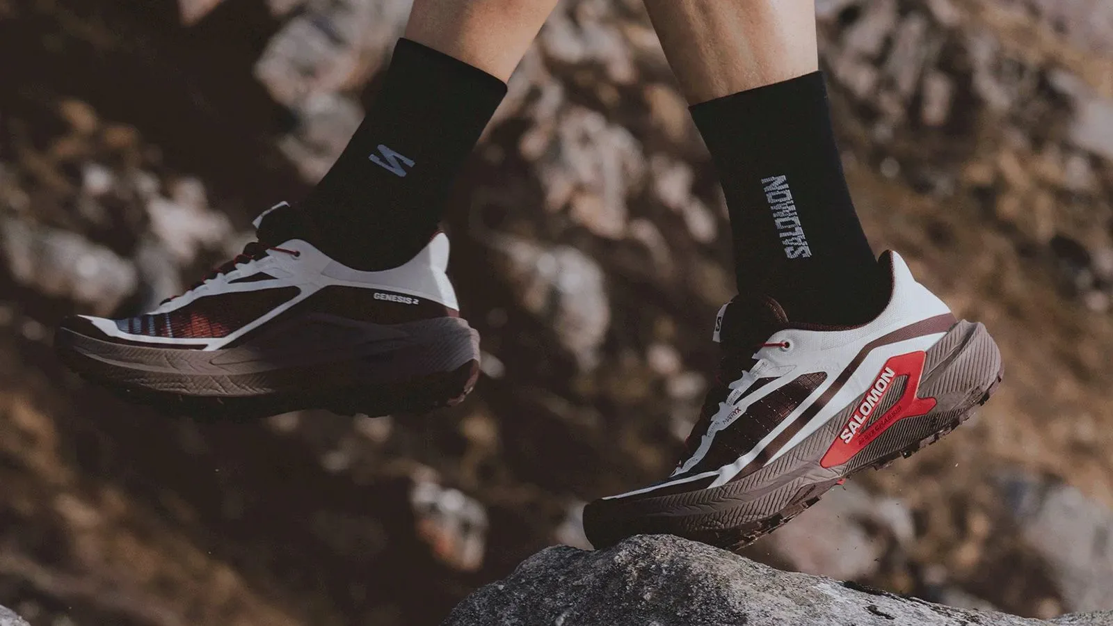 เทคโนโลยีรองเท้าเทรลรุ่นใหม่ Gore-Tex Quicklace และพื้นรองเท้าที่เปลี่ยนเกม