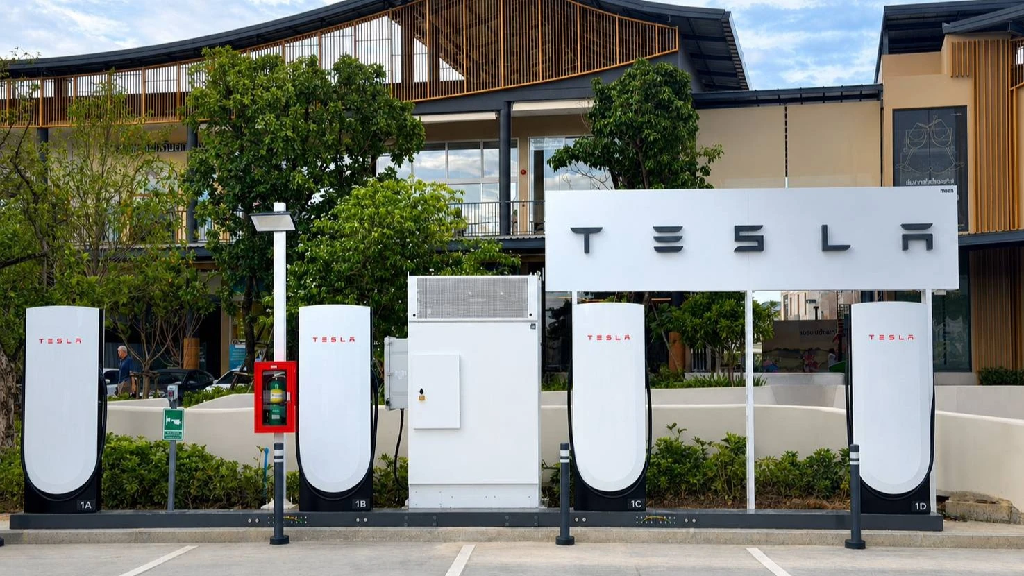 Tesla เปิดศูนย์บริการครบวงจรเชียงใหม่ ยกระดับประสบการณ์ EV ภาคเหนือ