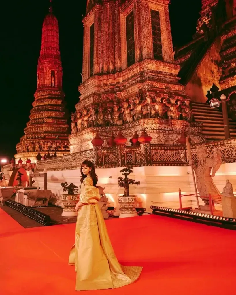 เมื่อ ลิซ่า SaWaDiKa กลายเป็นไวรัลเพลงไทยที่เขย่าเวทีซอฟต์พาวเวอร์โลก