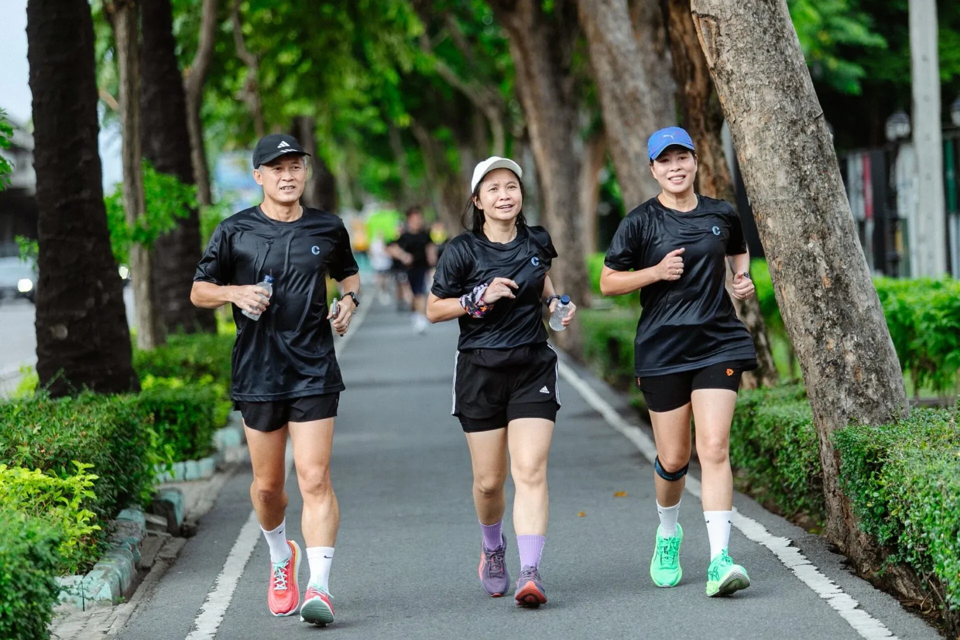 10,000 นักวิ่งรวมพลังที่สนามราชมังคลาฯ เมื่อกิจกรรมวิ่งชุมชนกลายเป็นเทศกาลสุขภาพและวัฒนธรรมลูกหนัง