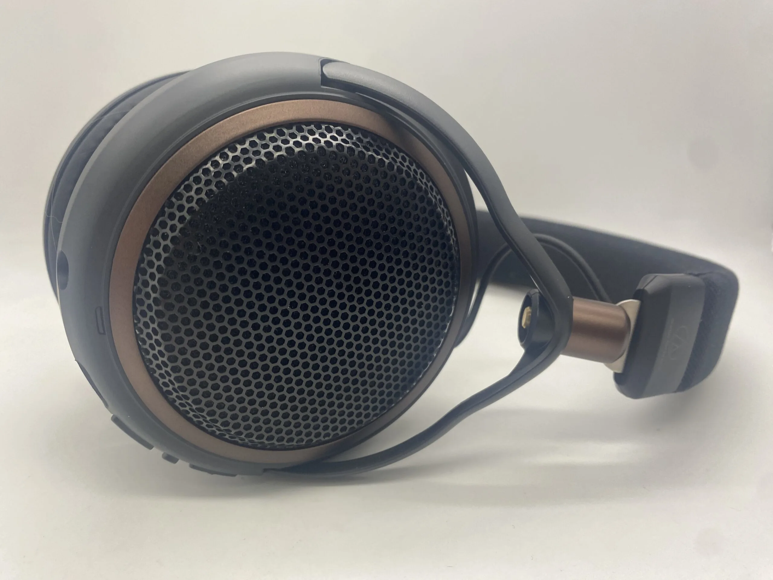 รีวิว Audio-Technica ATH-AL5NC หูฟังไร้สาย open-back สำหรับออดิโอไฟล์สายพกพา