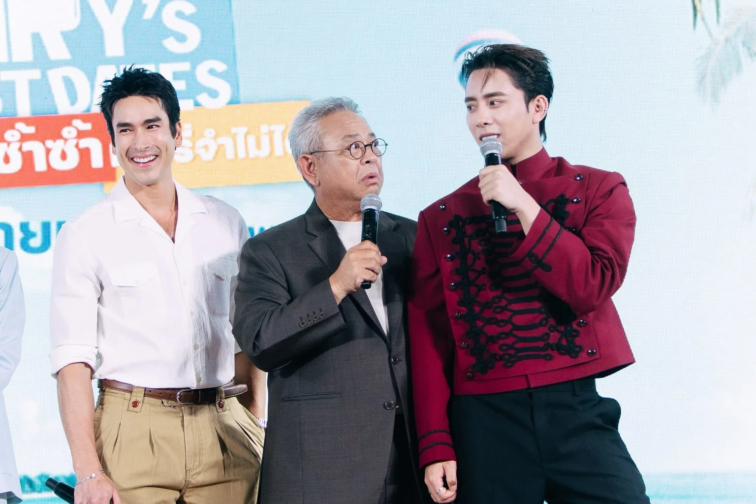กาล่าพรีเมียร์ HENRY’s First Dates หนังไทยเรื่องใหม่ที่จับมือ K-pop ปั้นเดทในฝัน