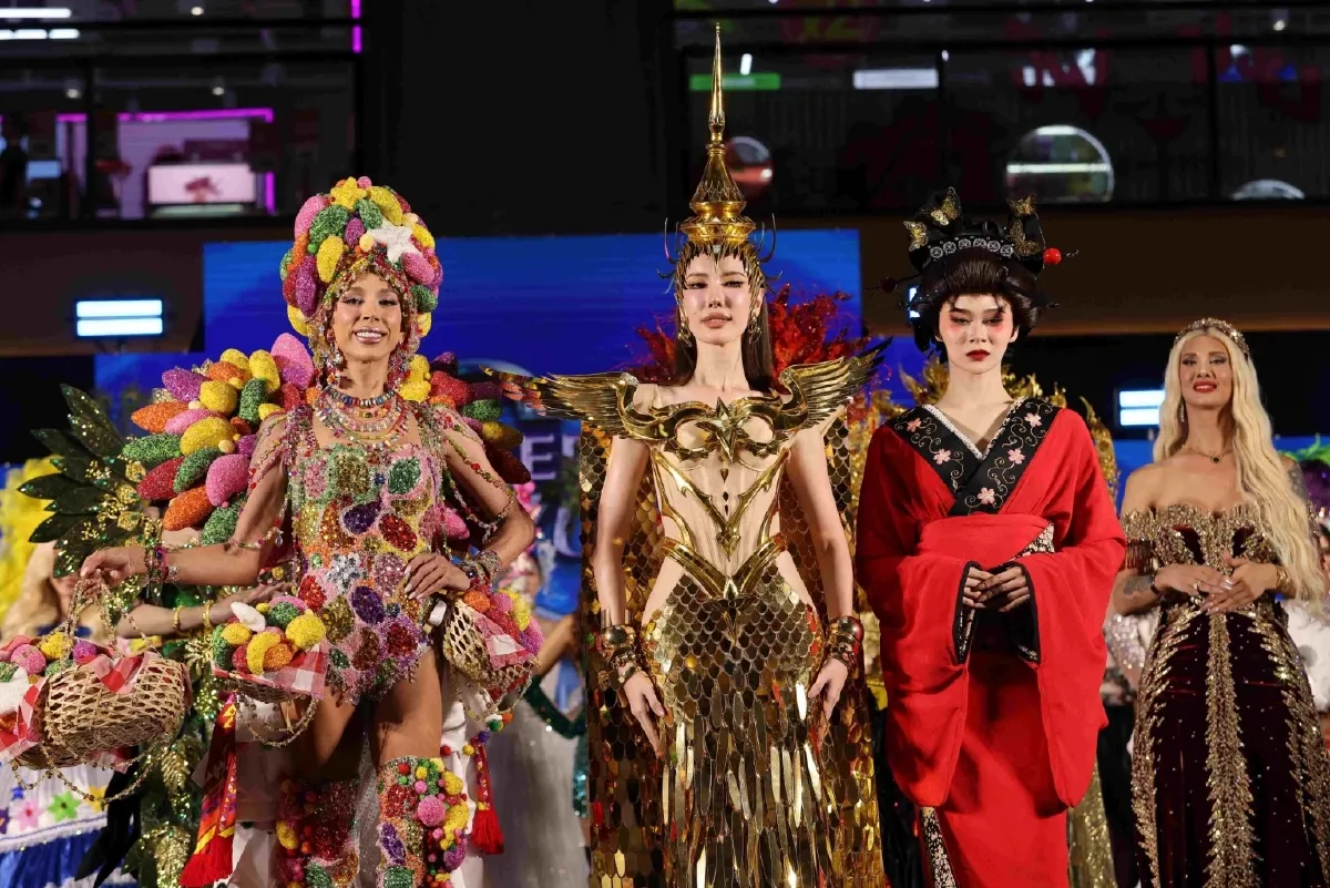 27 นางงามระบาดเสน่ห์ชุดประจำชาติและโชว์ความสามารถบนเวทีโลก