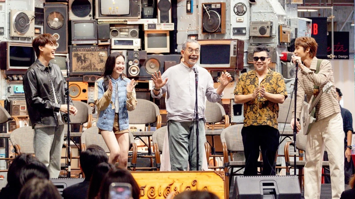 ซีรีส์เชื่อมเจเนอ ทำไมจอเดียวถึงดึงครอบครัวกลับมาได้