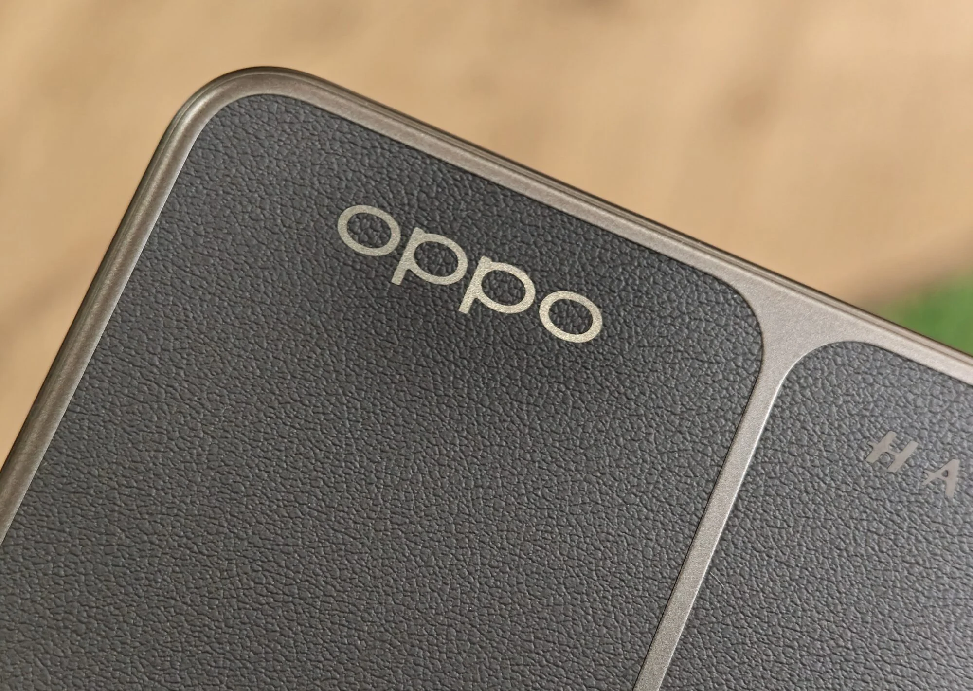 OPPO Find X10 Pro Max เรือธงชิป 2nm พร้อมกล้อง 200MP ที่ต้องจับตา