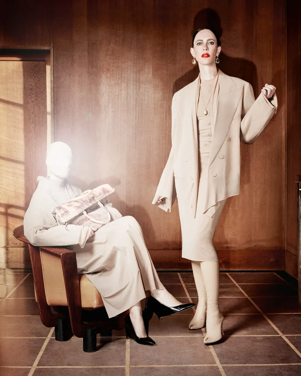 เมื่อความหรูหราปิดหน้า: ANONYMITY ของ Maison Margiela กับเกมจิตวิทยาในแฟชั่น