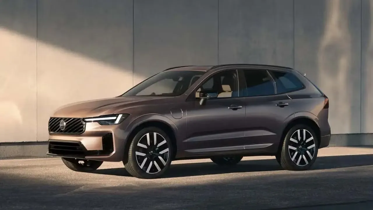 Volvo XC60 และ XC90 PHEV ระยะไกล คู่แข่งใหม่ของเอสยูวีไฟฟ้า
