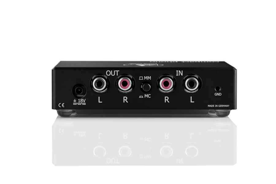 phono stage ขนาดเล็กที่ไม่ลดคุณภาพเสียง Clearaudio Compact Phono สำหรับสายแผ่นเสียงพื้นที่จำกัด