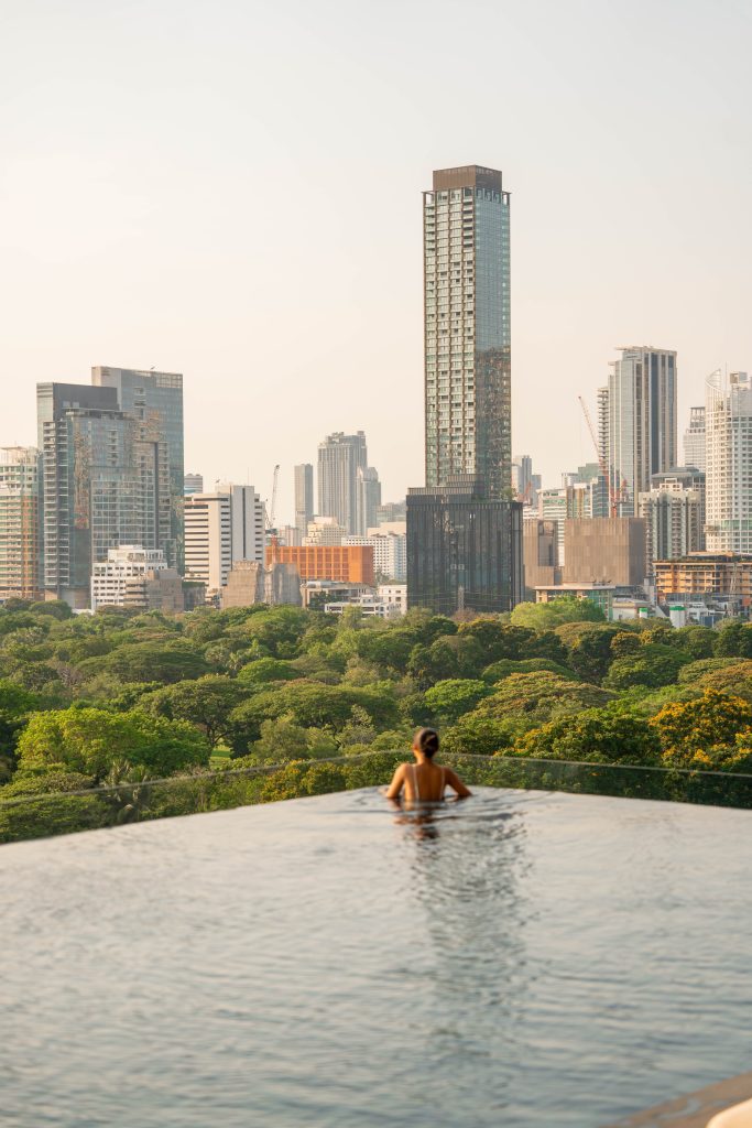 เมื่อความหรูหราขยับที่: YOTEL Bangkok และ Andaz One Bangkok กำลังเขียนนิยามใหม่ของโรงแรมหรูกรุงเทพ