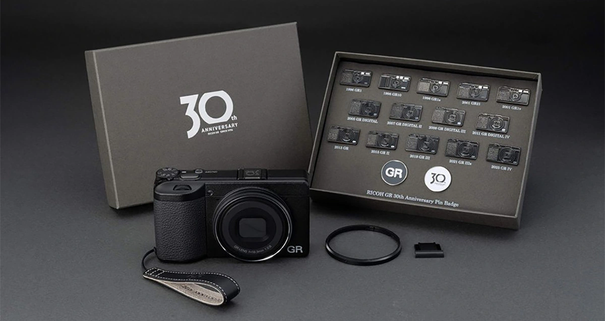 Limited-Edition Ricoh GR IV ฉลองมรดกสตรีทโฟโต 30 ปี