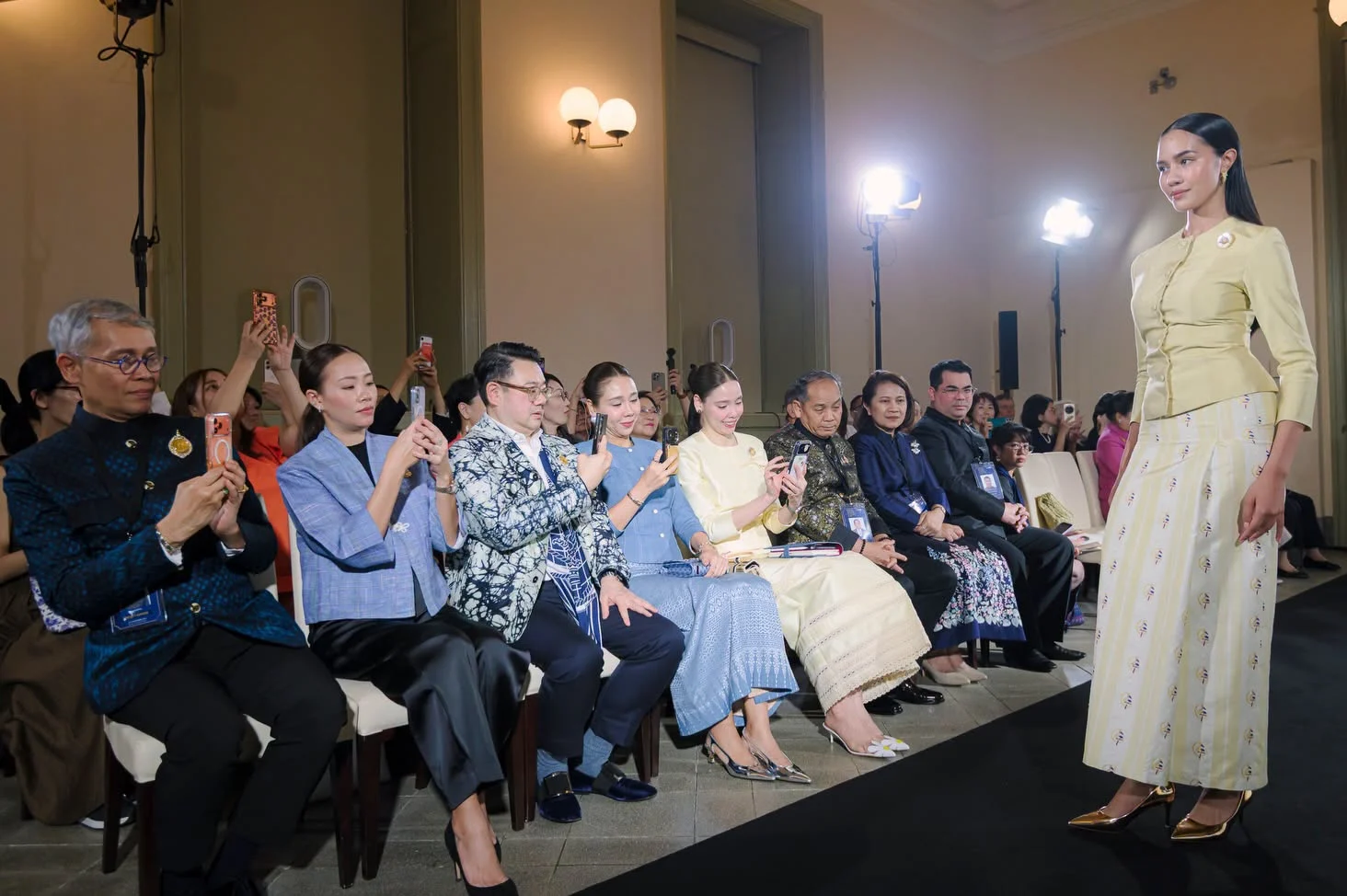 เมื่อชุดไทยพระราชนิยมกลายเป็นทูตแฟชั่นในกรุงโตเกียว
