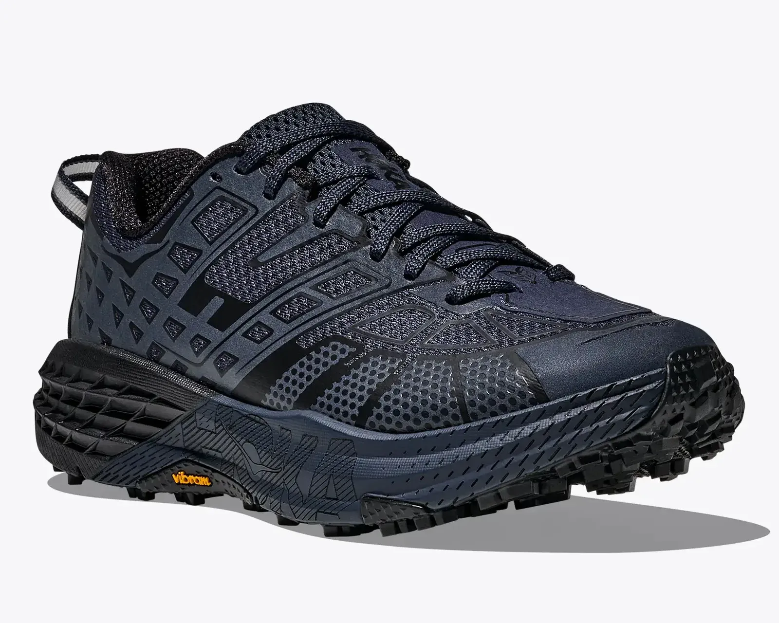 รวมรองเท้าวิ่งเทรลลดแรง HOKA Merrell ASICS adidas จัดเต็ม