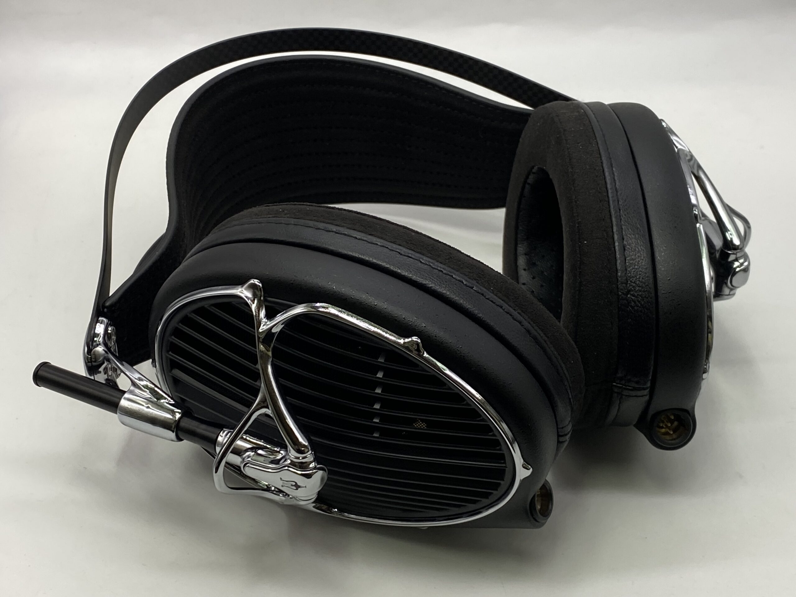 ศึกหูฟังแม่เหล็กระนาบ FiiO FT15 ปะทะ HiFiMAN HE6 Remastered และ Meze Arta