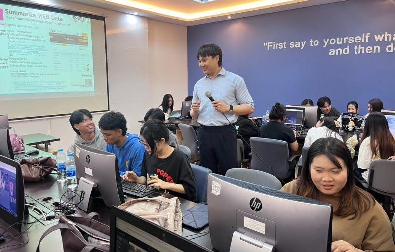 Data Literacy Training เปลี่ยนคนทำงานให้คิดด้วยข้อมูลและ AI