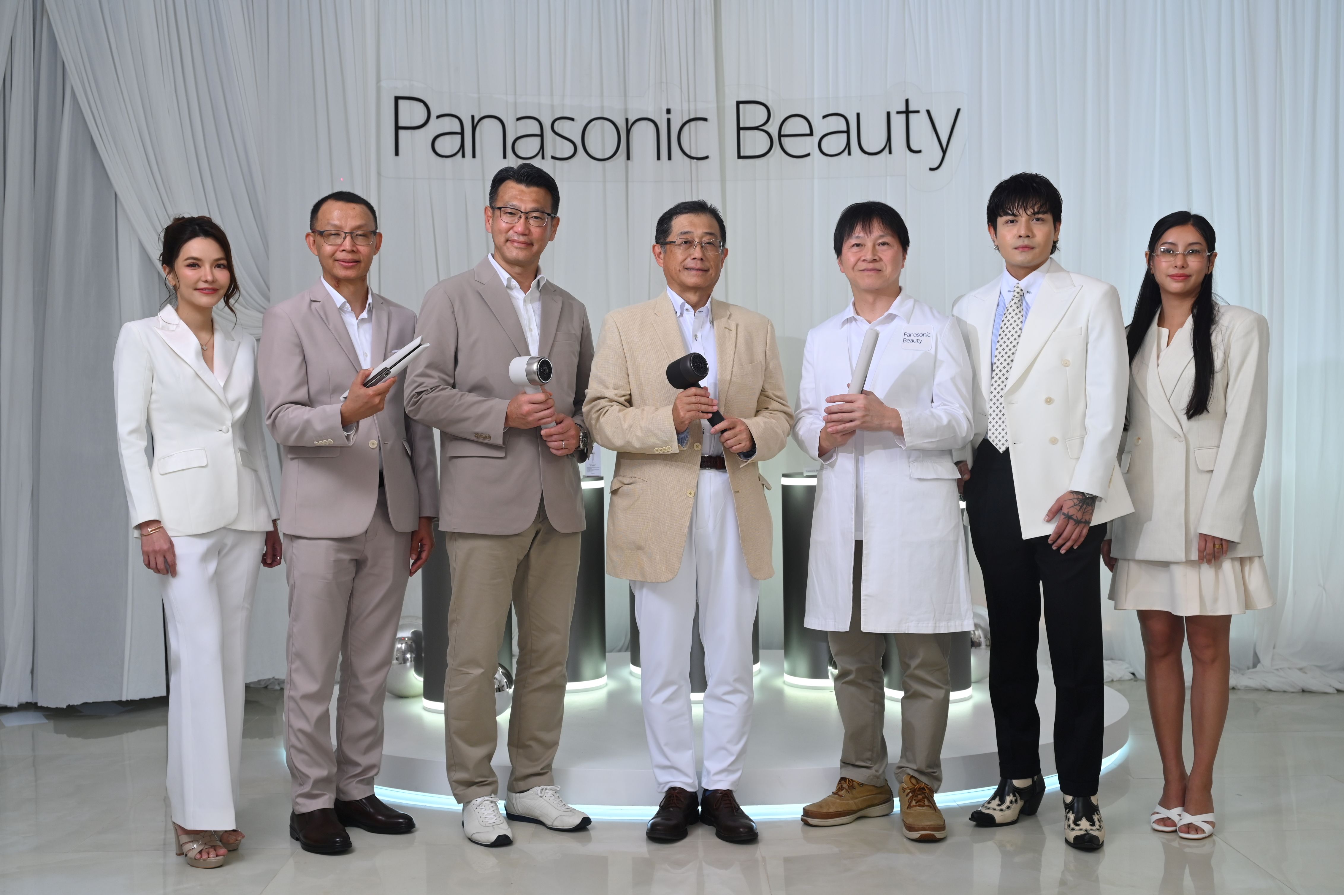 Panasonic nanocare ดันเทคโนโลยี nanoe MOISTURE+ ยกระดับผมสวยแบบซาลอนที่บ้าน
