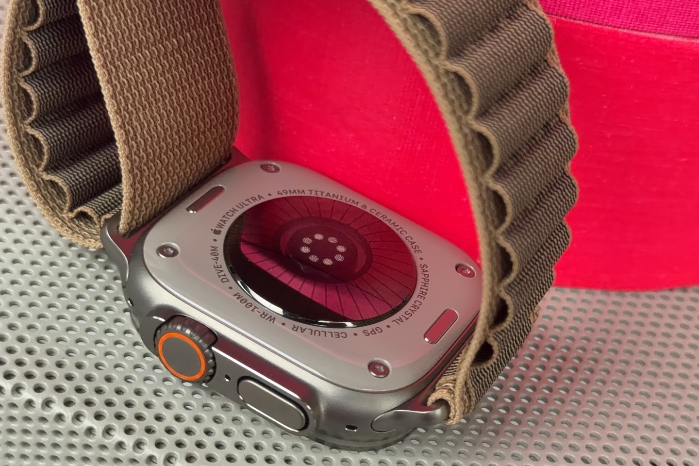 Apple Watch Ultra 4 รีวิวสายลุย ทดสอบจริงไกล 22 ไมล์