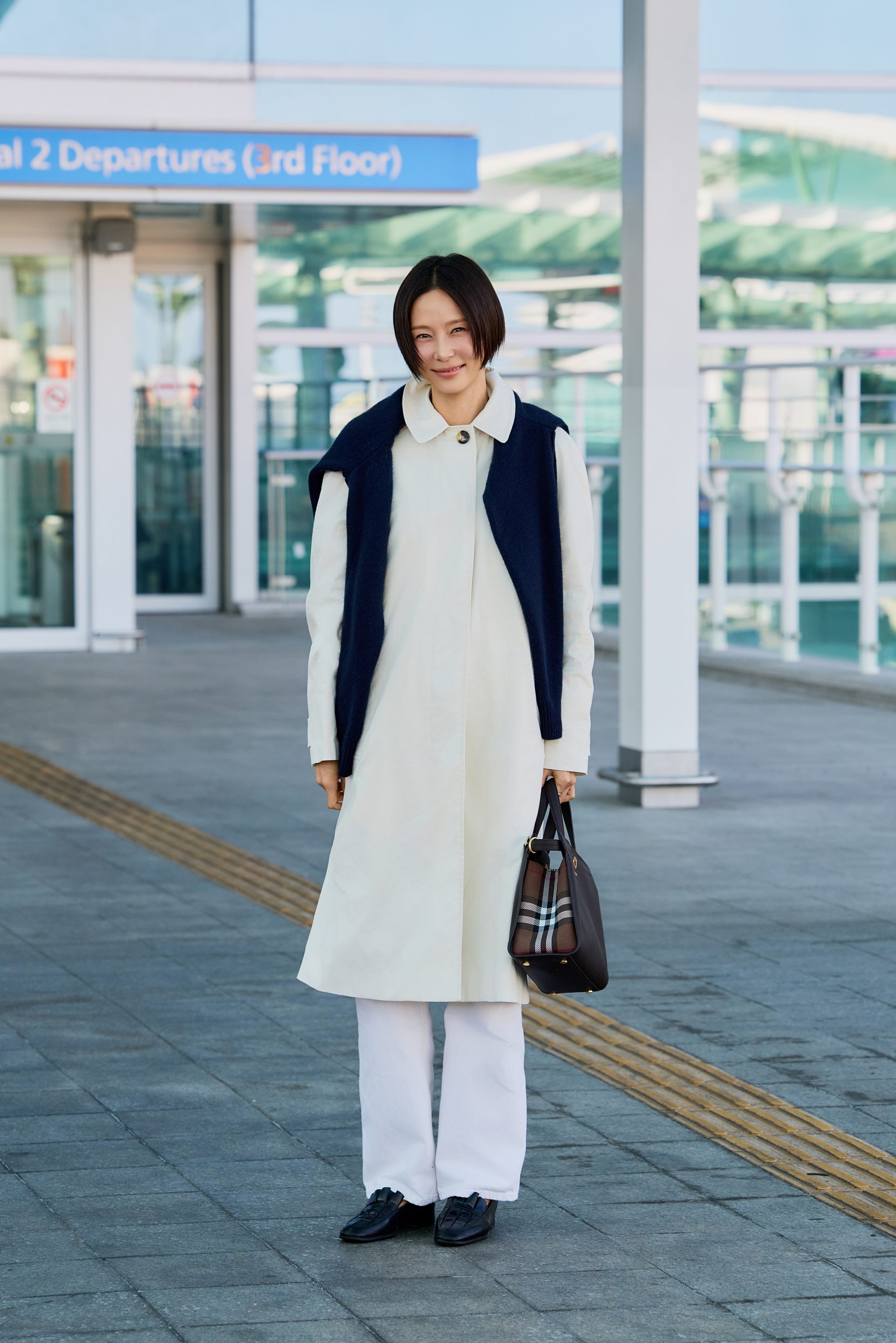 ไบร์ท วชิรวิชญ์ ส่องประกายบนรันเวย์ Burberry Summer 2027 ลอนดอน