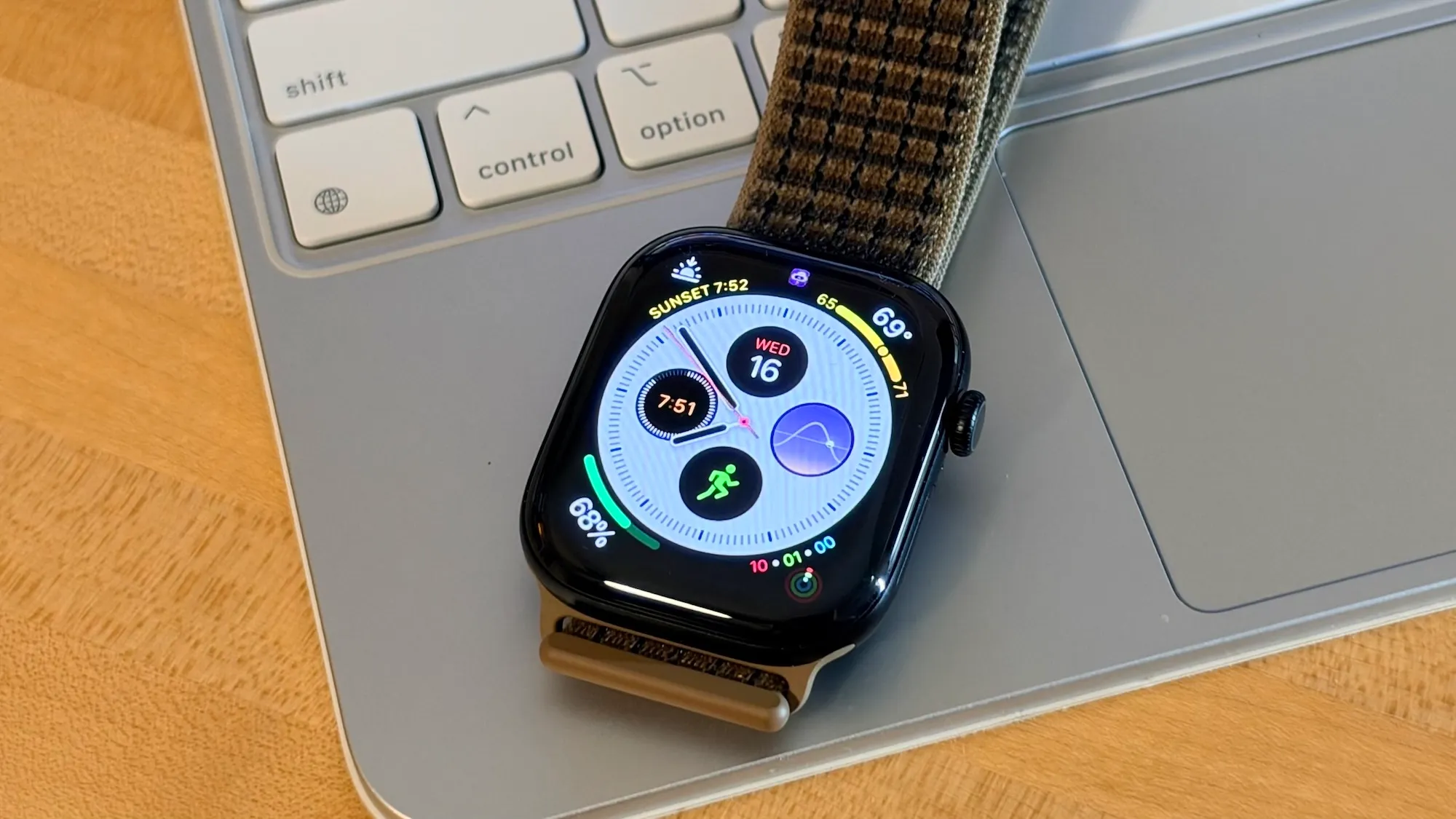 เซ็นเซอร์สุขภาพ Apple Watch Series 12 และ Ultra 4 ความแม่นยำที่ส่งผลต่อชีวิตจริง