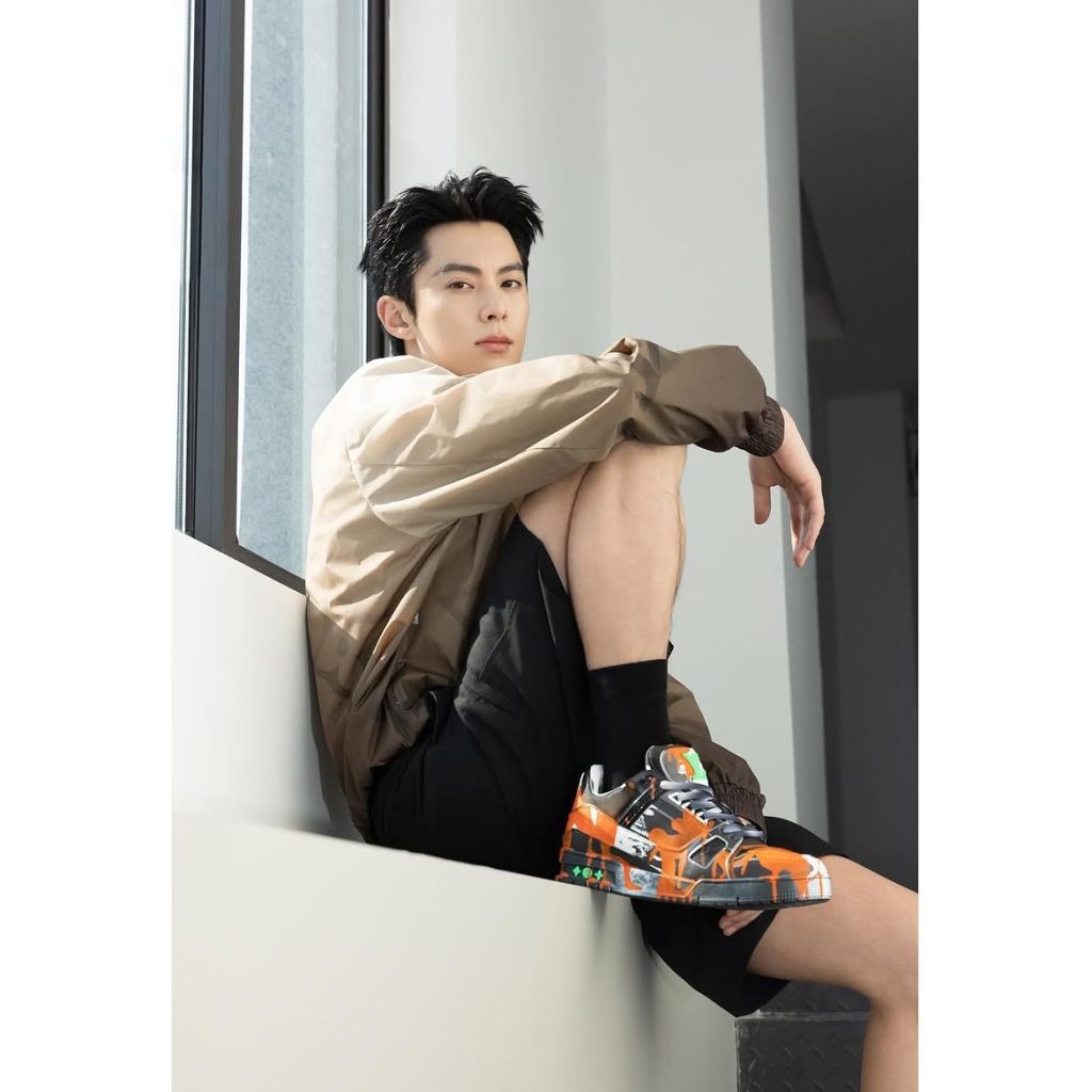 LV Trainer รีเฟรชสีสันใหม่ ผสานบาสวินเทจกับมอนแกรมหรู