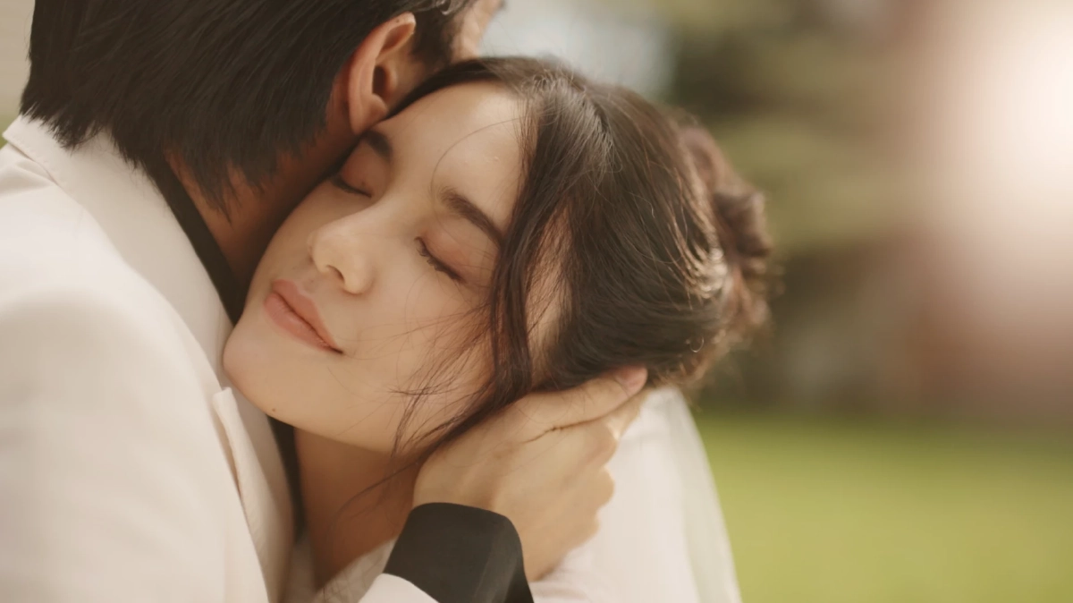 เพลงคัฟเวอร์ไทยในมือแบงค์ ปรีติ เมื่อความทรงจำกลายเป็นเรื่องเล่าชุดใหม่