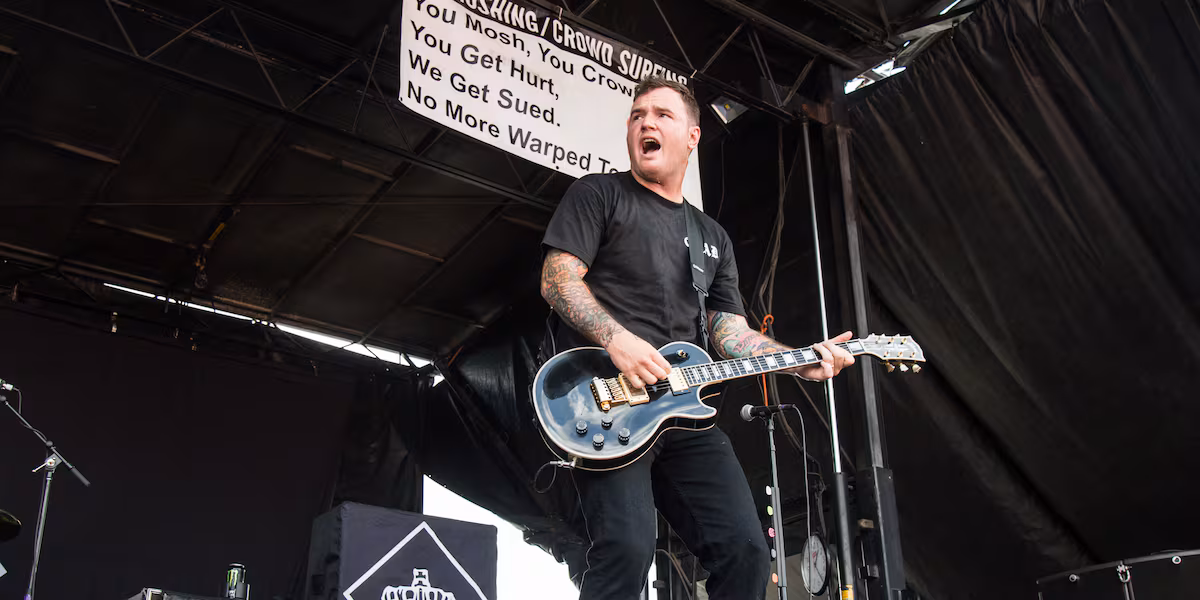 จากสายกีตาร์สู่ตำนาน Pop-Punk รำลึก Chad Gilbert แห่ง New Found Glory