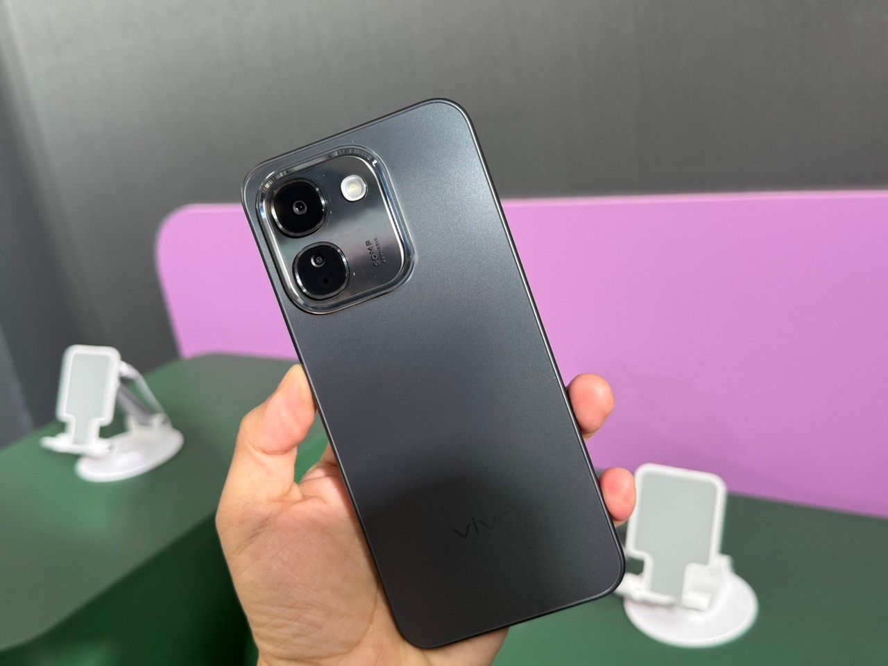 แบตหมื่นเขย่าตลาดกลาง vivo V80 Lite มือถืออึดที่เปลี่ยนกติกาความคุ้มค่า