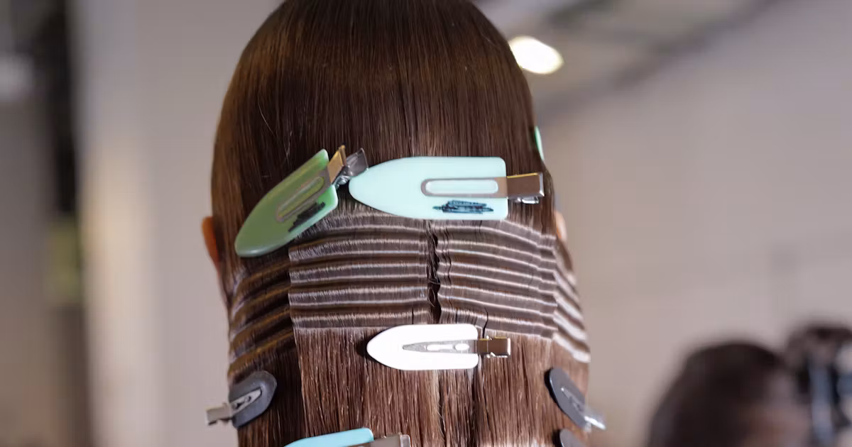Graphic Bob และผมหยิกสไตล์ Fashion Week กำลังยึดรันเวย์