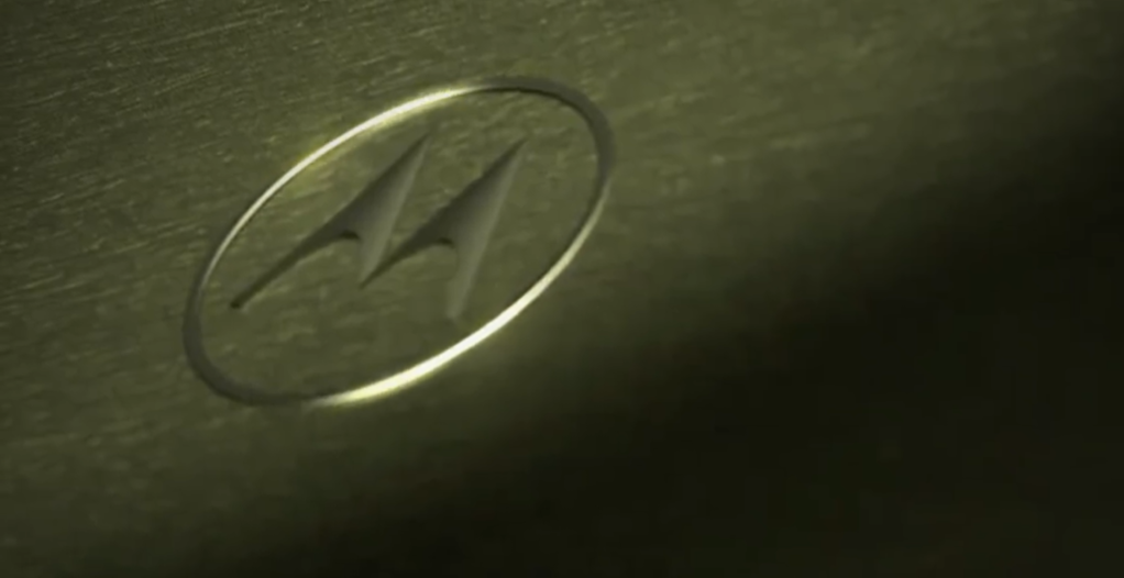 Motorola Signature 27 เปิดเกมเรือธงใหม่ด้วยดีไซน์จัดจ้านต่างจากโลกสมาร์ตโฟนเดิม