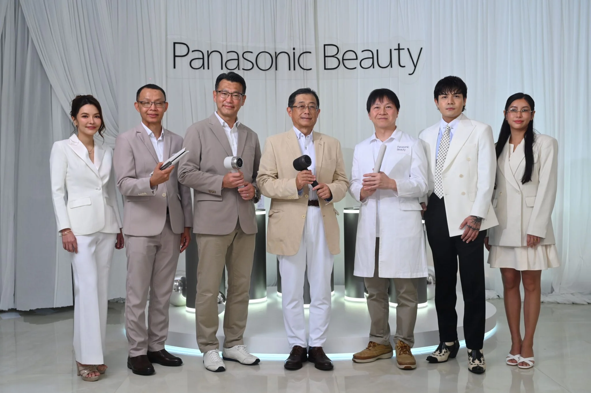 เมื่อไดร์เป่าผมพรีเมียมกลายเป็นทรีตเมนต์หนังศีรษะด้วยเทคโนโลยี nanoe