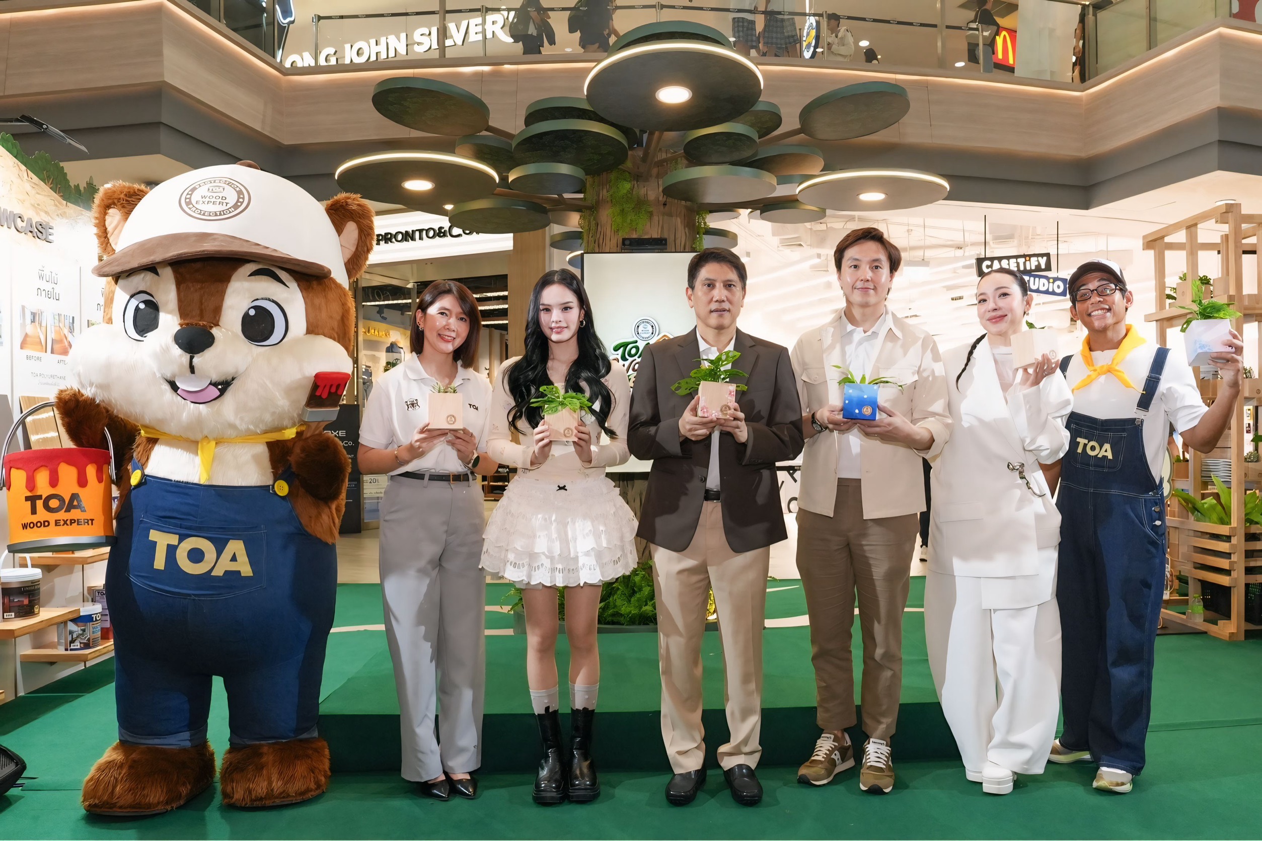 ดูแลไม้ในบ้านให้นานขึ้น เชื่อมทุกการเช็ดขัดสู่การอนุรักษ์ผืนป่า