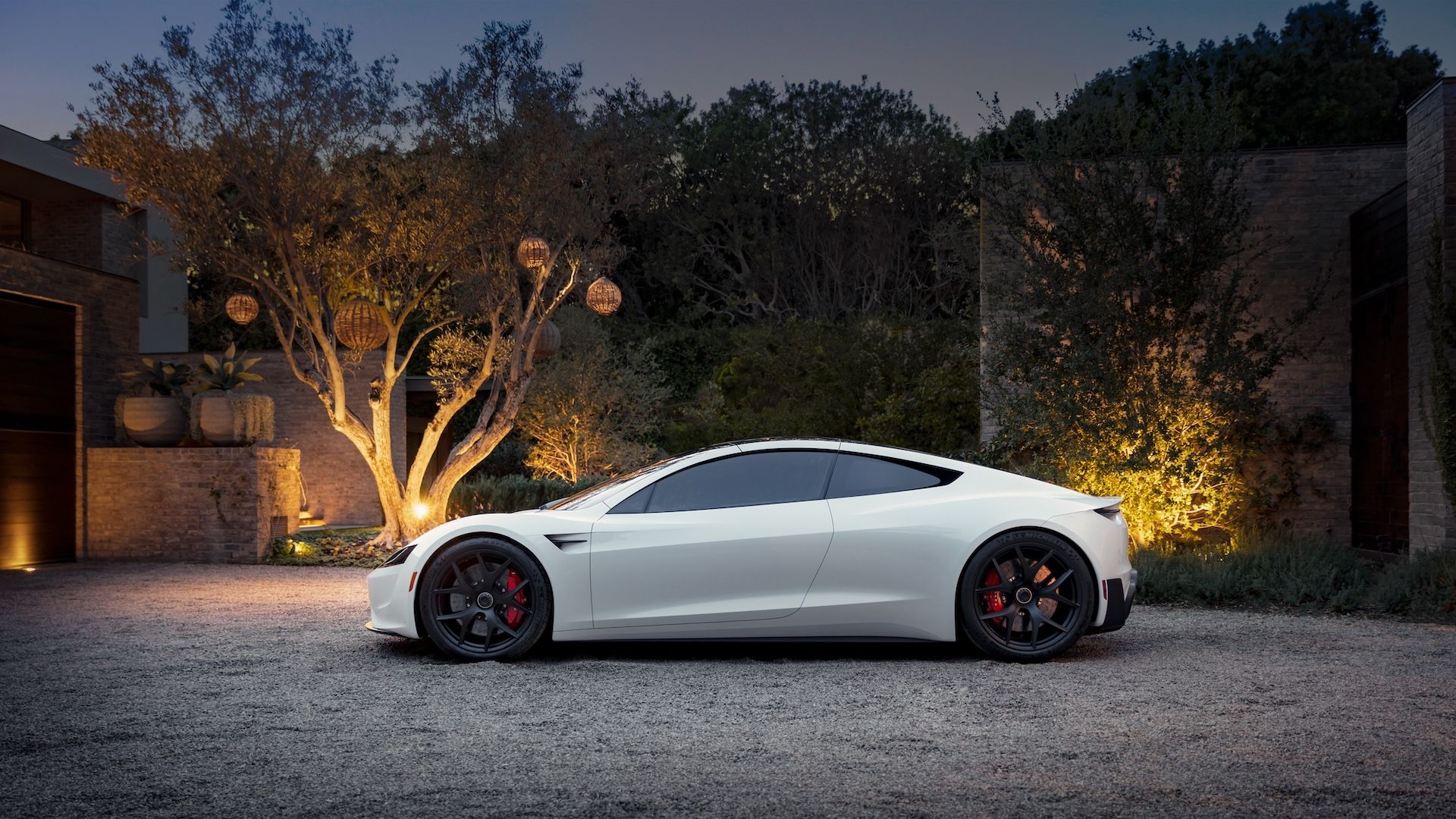 Tesla Roadster preorder การกลับมาของมัดจำก้อนโตและความเสี่ยงที่คุ้นหน้า