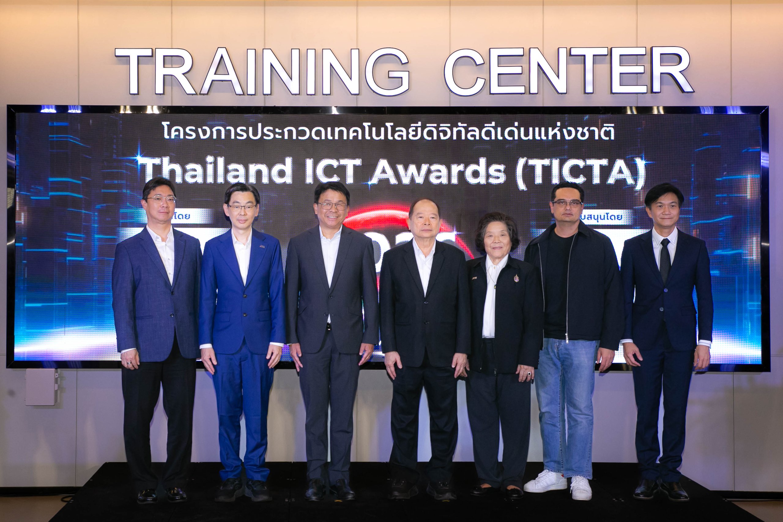 แฮกกาธอนและเวที AI ที่เปลี่ยนไอเดียเยาวชนเป็นโซลูชันจริง