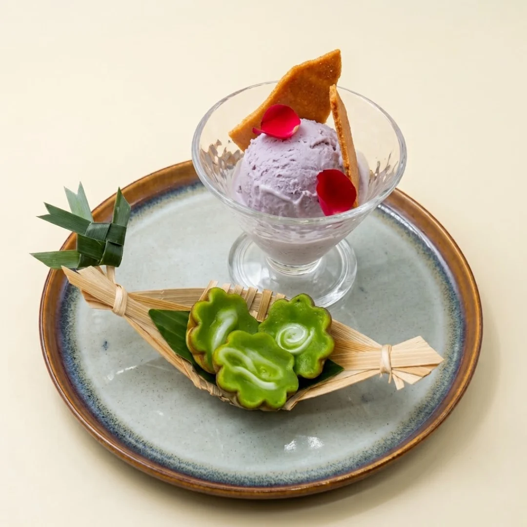 ขนมไทยฟิวชั่นในมุมมองใหม่จากบาร์ขนมย่านเมืองเก่า