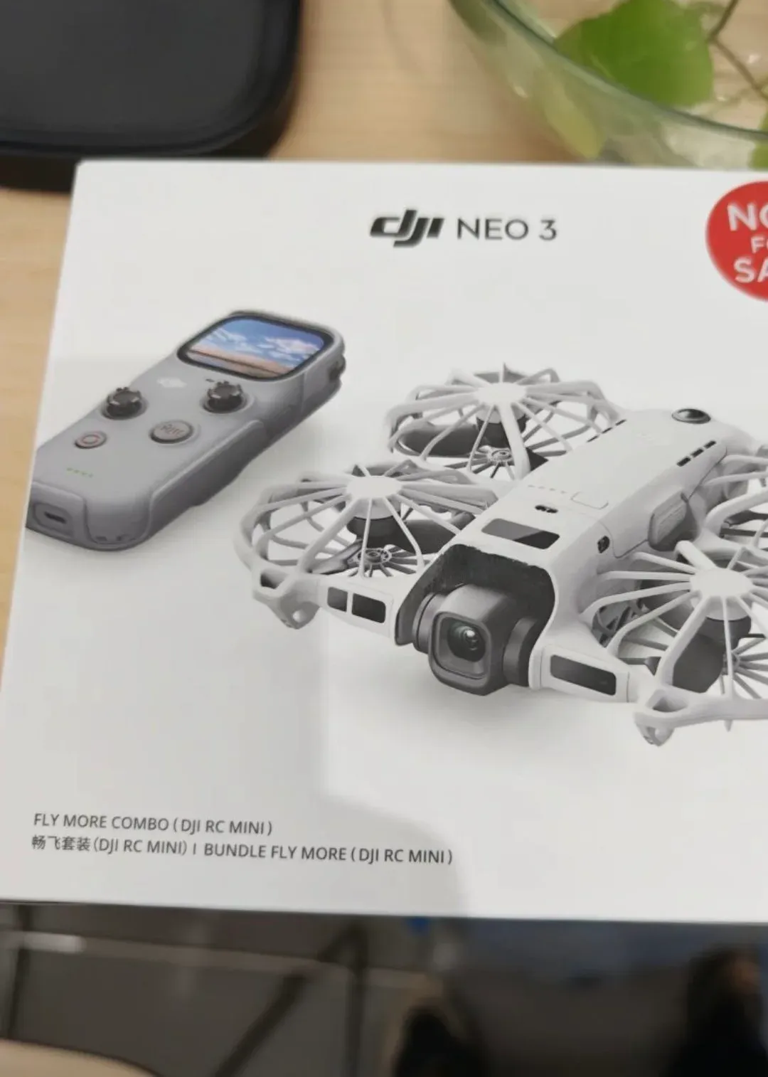 DJI Neo 3 รั่ว แกะกล่องมินิโดรนรุ่นเล็กที่คิดมาใหม่ทั้งชุด