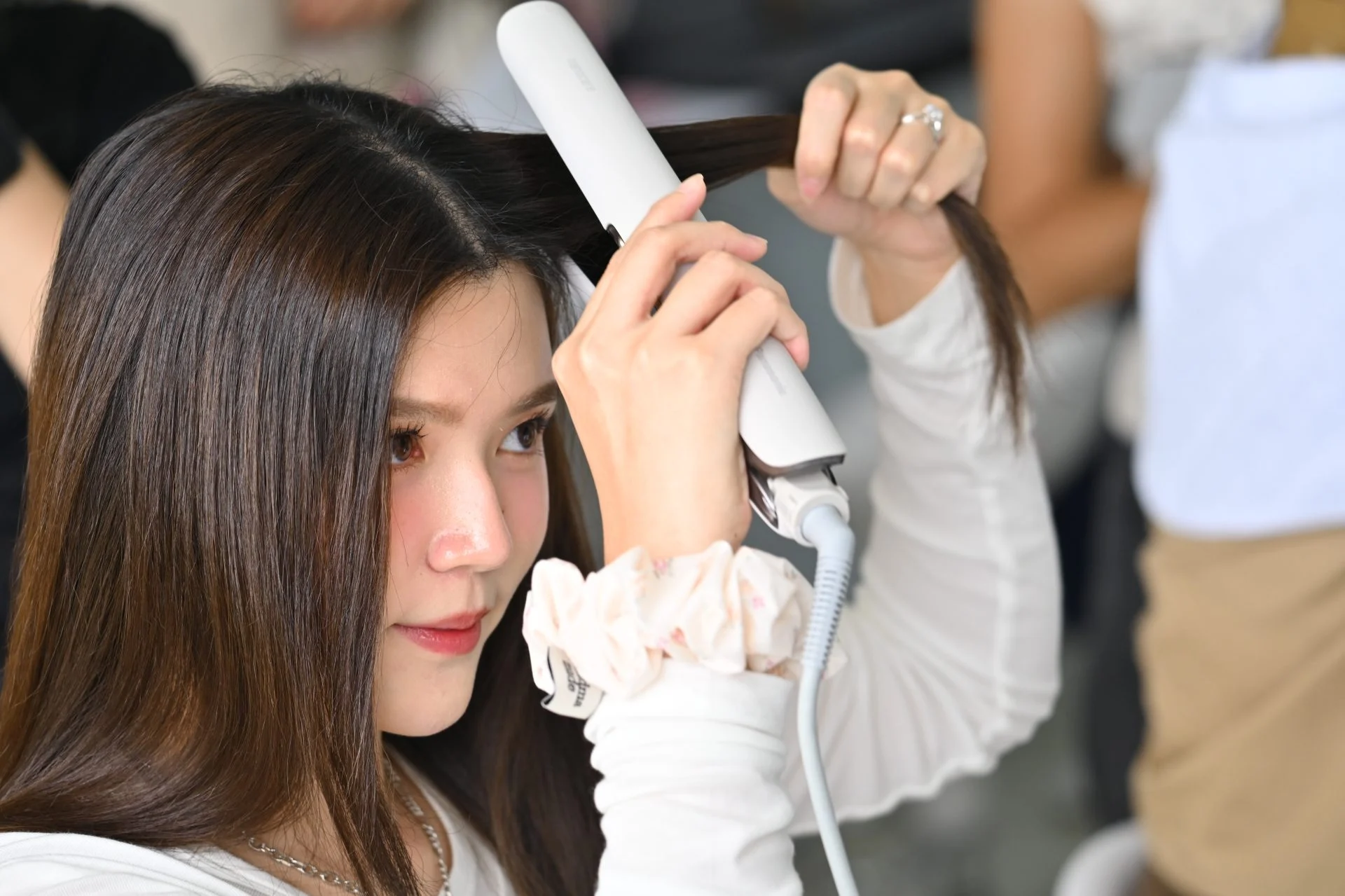 ศึกไดร์เป่าผมระดับพรีเมียม Dyson Supersonic vs Panasonic nanocare เลือกอะไรดีระหว่างผมแห้งเร็วกับสุขภาพหนังศีรษะ