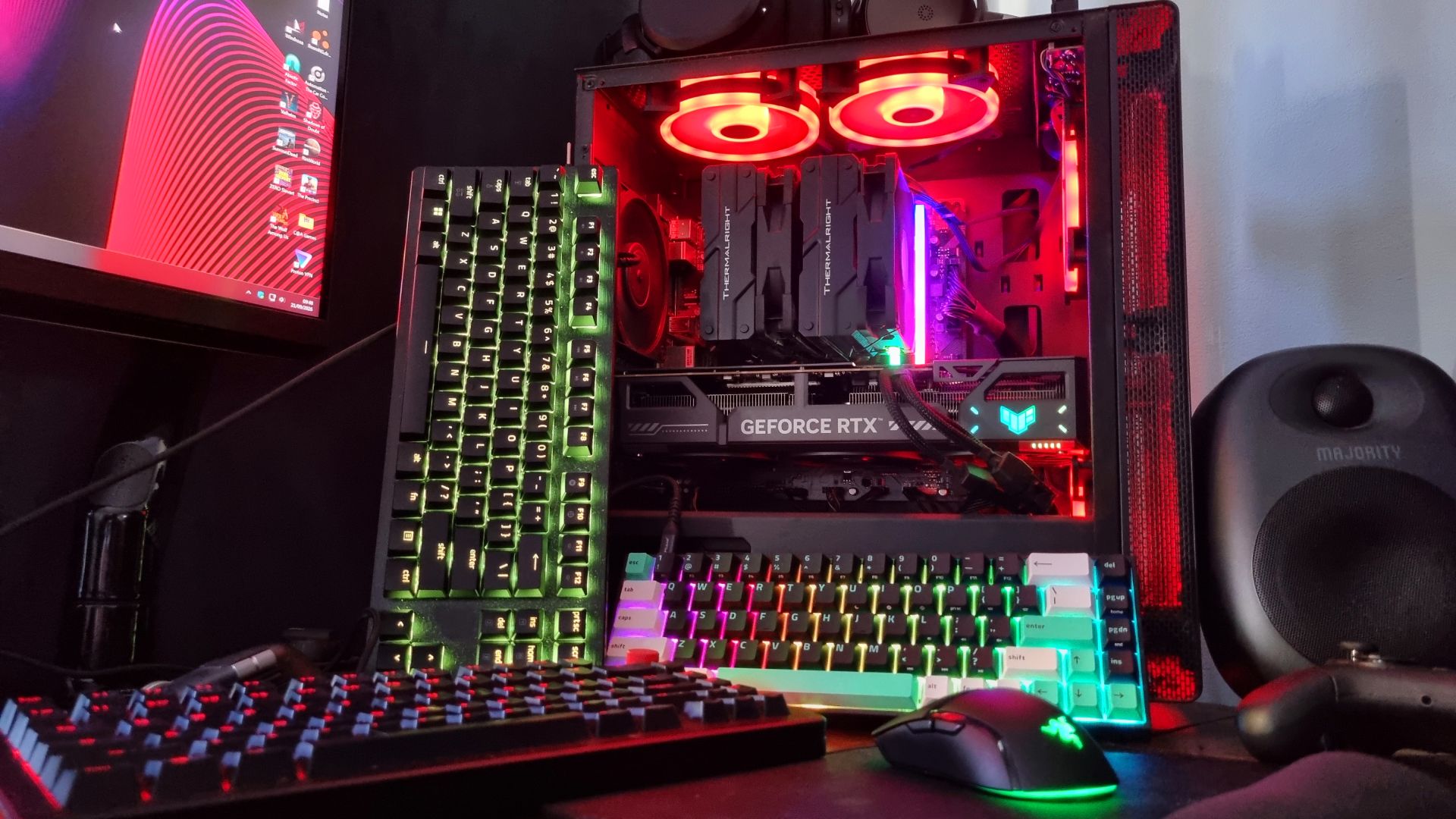 เมื่อเคสเกมมิ่งกลายเป็นงานศิลป์ Steampunk ดอกซากุระ และ RGB สุดขั้ว