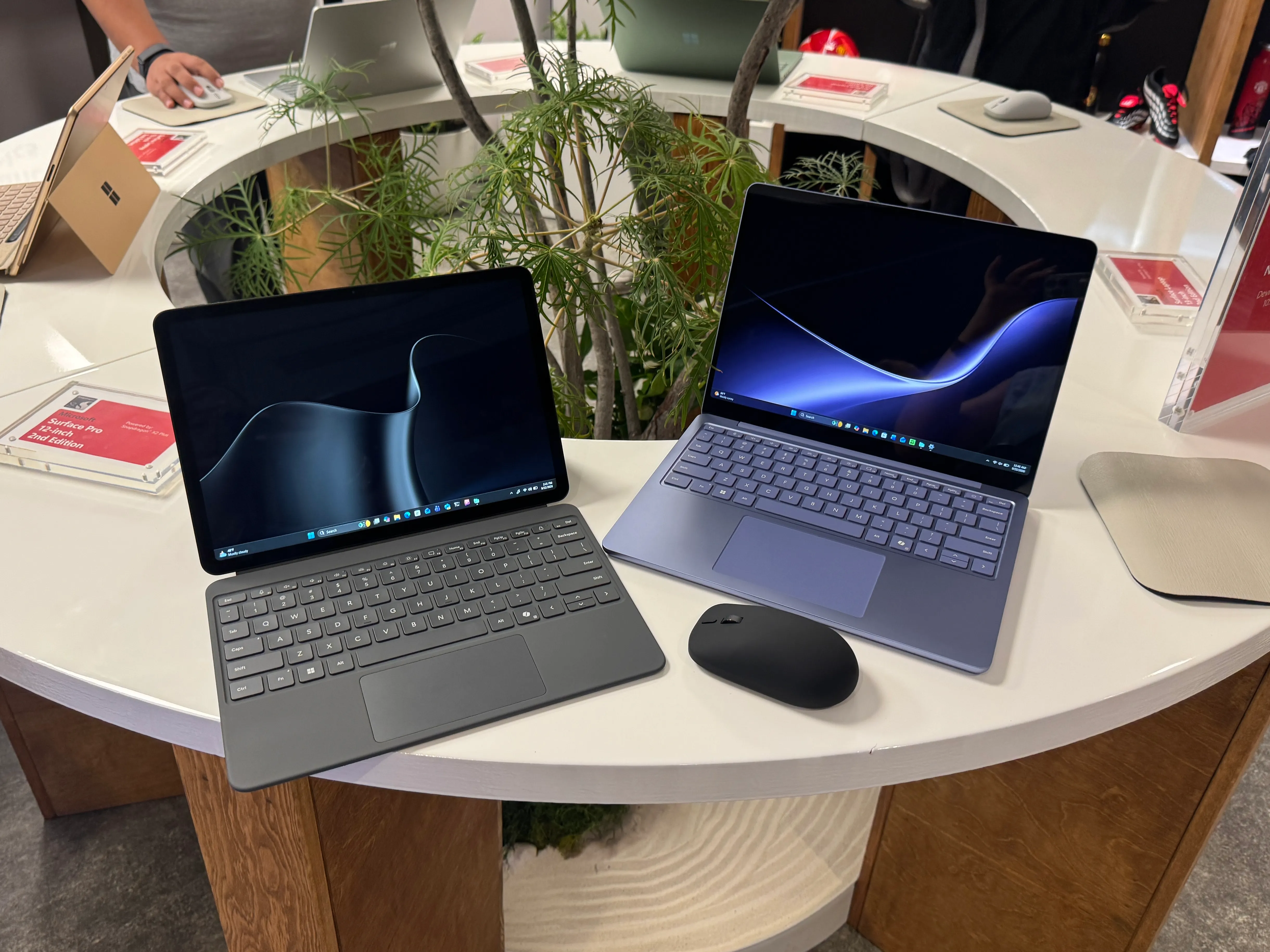 Surface Pro 12 นิ้ว และ Surface Laptop 13 นิ้ว กับ Snapdragon X2 Plus โจทย์ใหม่ของแล็ปท็อป Windows พรีเมียม